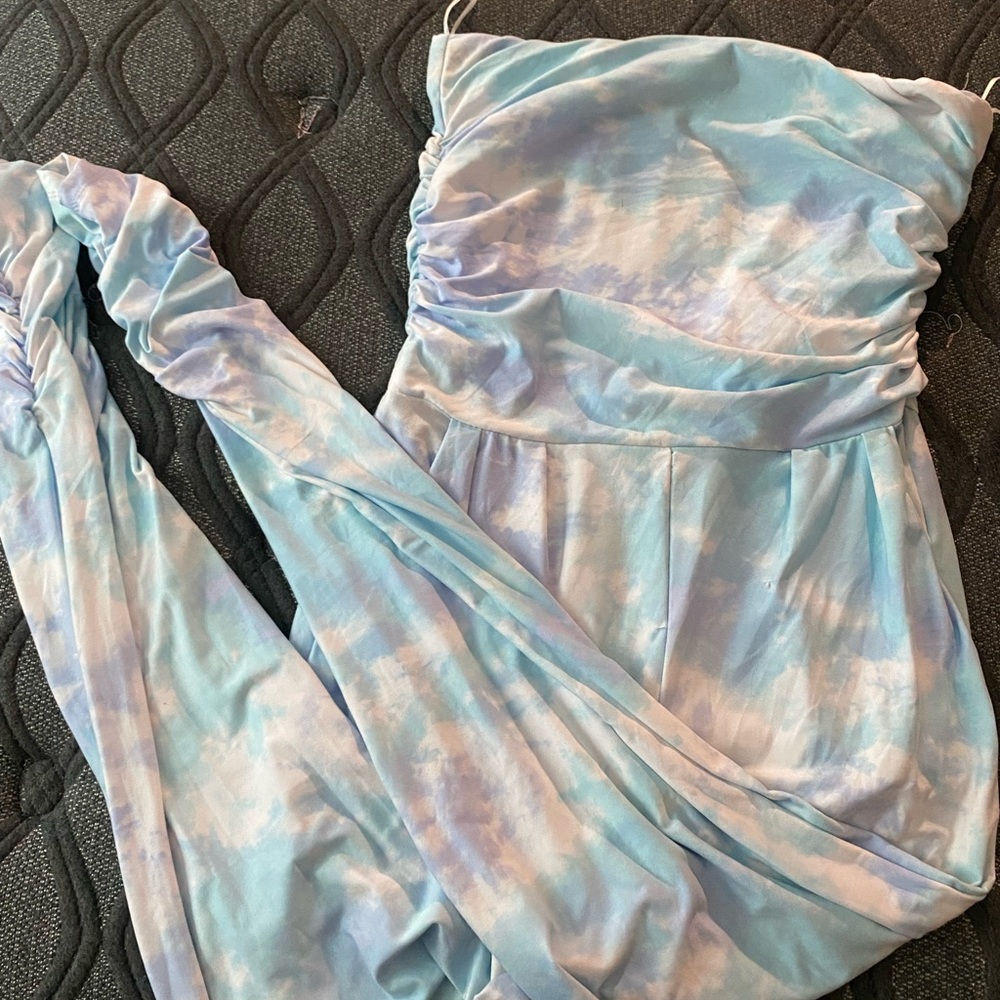 Blue and white sleeveless body suit!